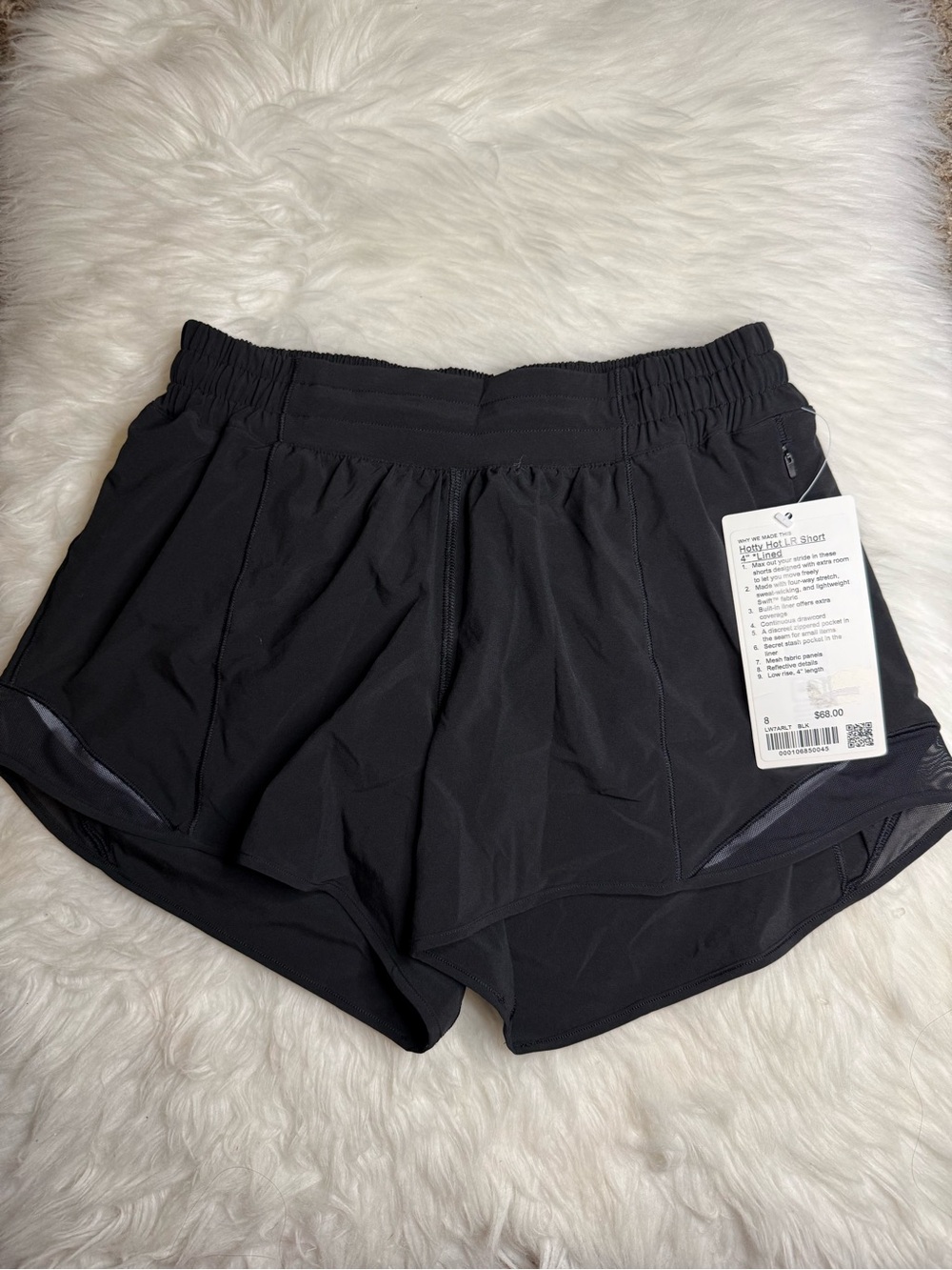 Lululemon Hotty Hot Low Rise Lined Short 4" Size 8 Black New